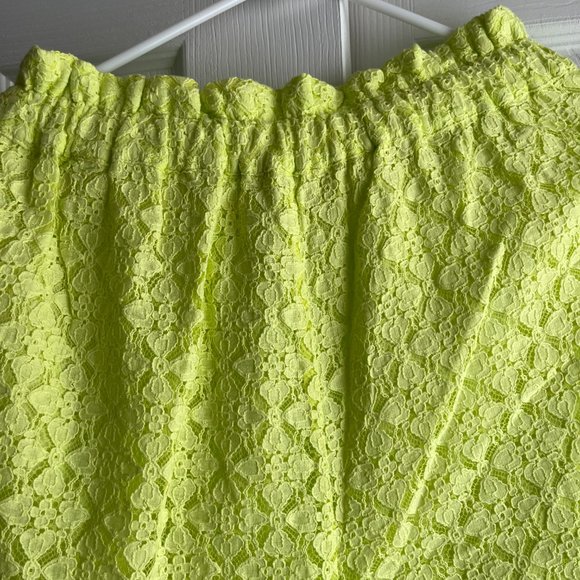 Lace Wide-Leg Pants - Picture 10 of 16